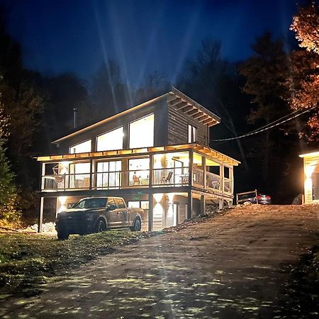 Le Venerable Villa LʼAnse-Saint-Jean Eksteriør billede