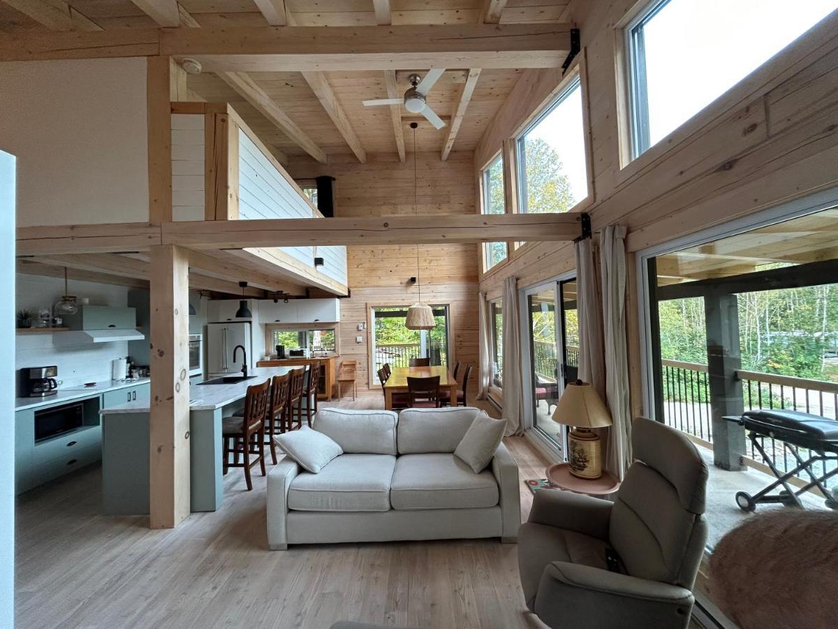 Le Venerable Villa LʼAnse-Saint-Jean Eksteriør billede